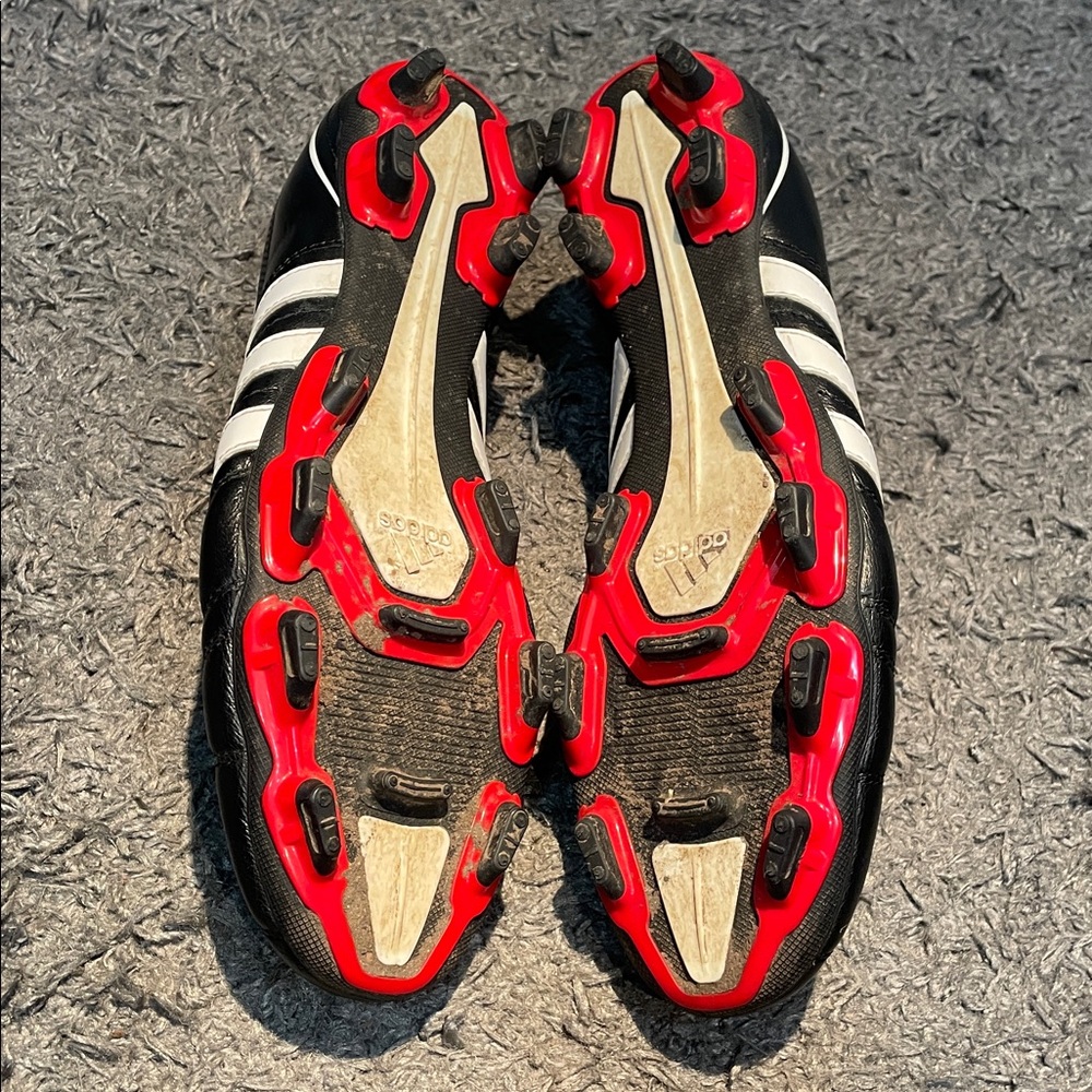 Adidas adinova cleats - Picture 3 of 8